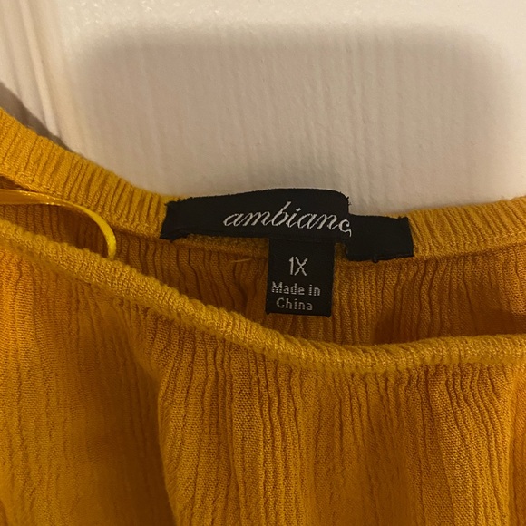 Yellow Crop Top - Picture 2 of 2